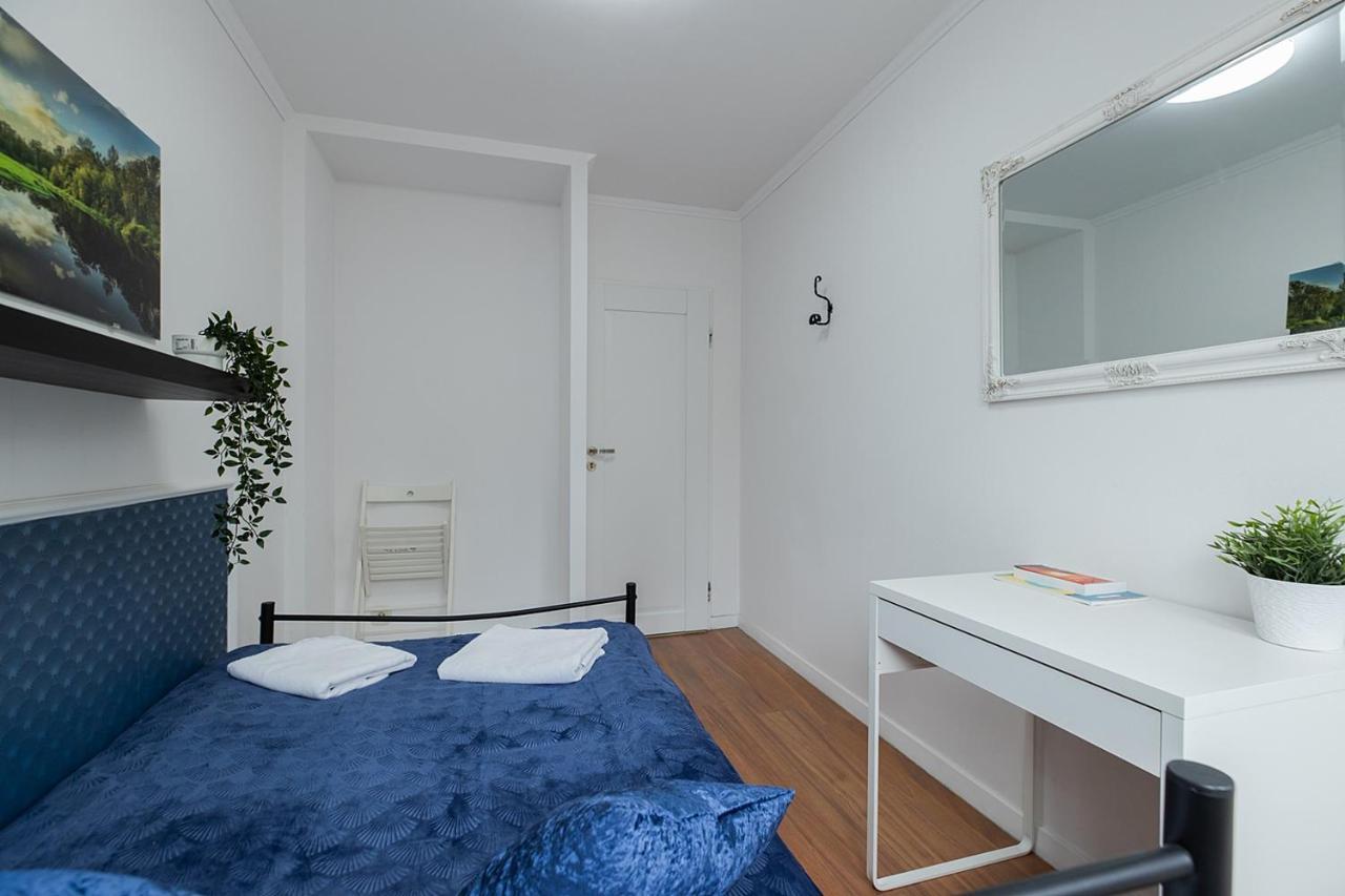 Unit Rooms Warszawa By Metro Rondo Onz Short Rent Idealne Pokoje Na Nocleg W Warszawie Zewnętrze zdjęcie