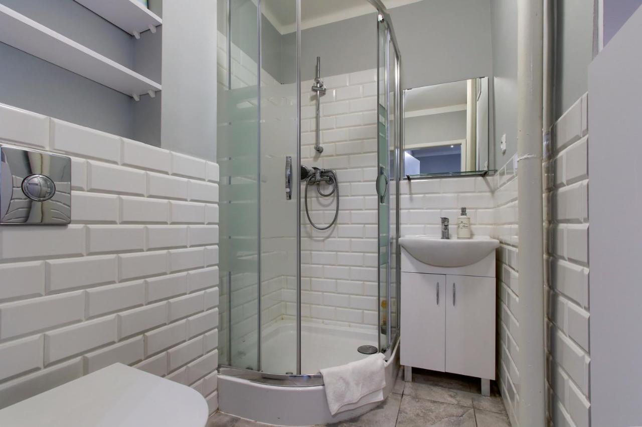Unit Rooms Warszawa By Metro Rondo Onz Short Rent Idealne Pokoje Na Nocleg W Warszawie Zewnętrze zdjęcie