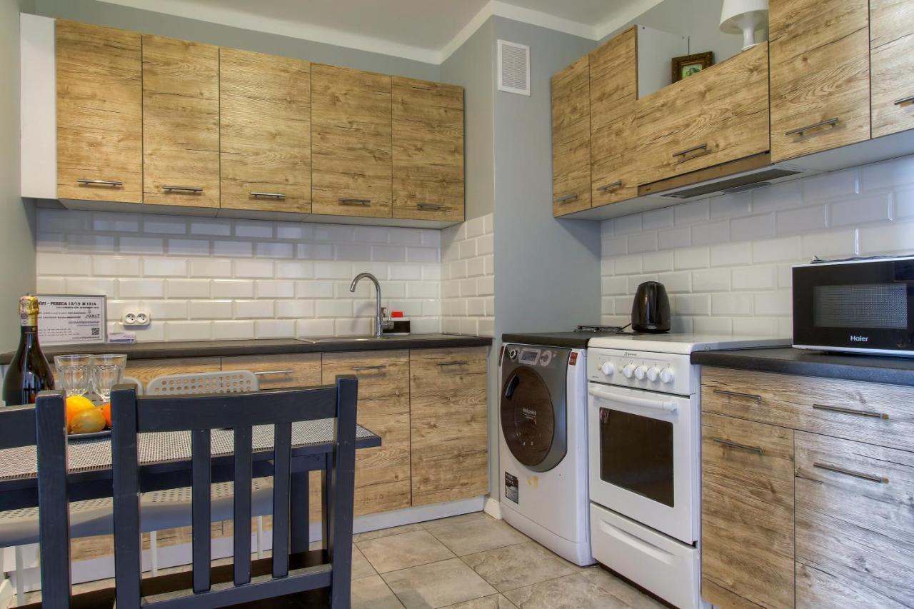 Unit Rooms Warszawa By Metro Rondo Onz Short Rent Idealne Pokoje Na Nocleg W Warszawie Zewnętrze zdjęcie