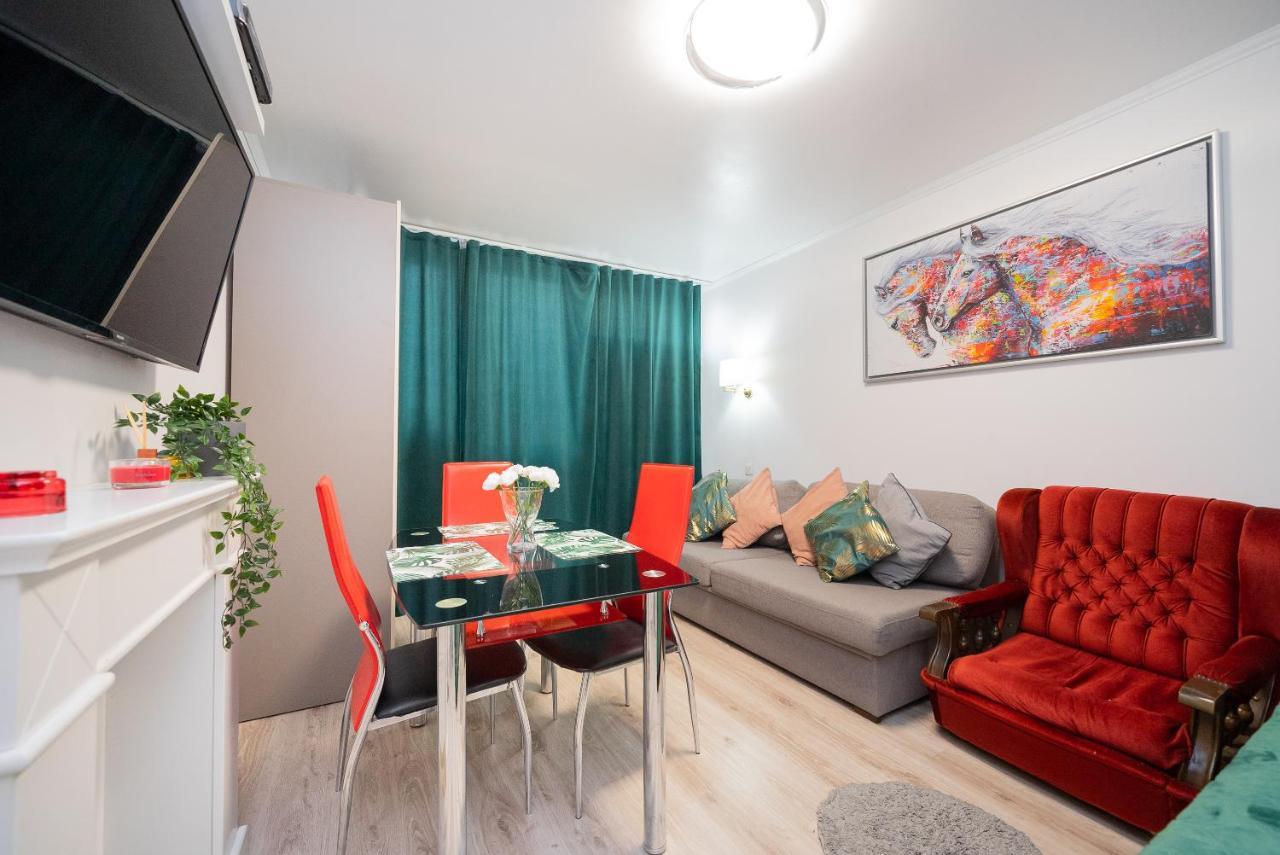 Unit Rooms Warszawa By Metro Rondo Onz Short Rent Idealne Pokoje Na Nocleg W Warszawie Zewnętrze zdjęcie