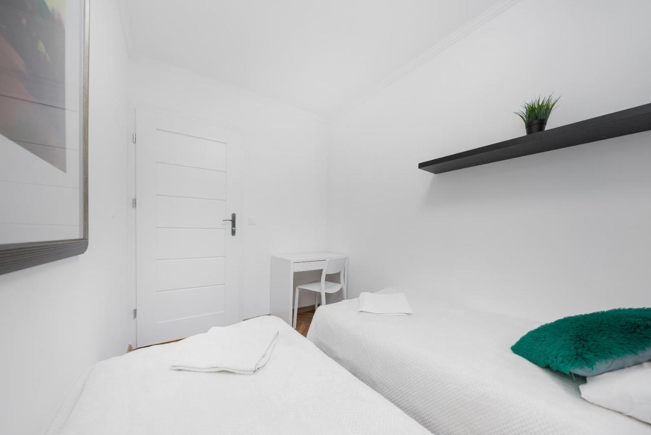 Unit Rooms Warszawa By Metro Rondo Onz Short Rent Idealne Pokoje Na Nocleg W Warszawie Zewnętrze zdjęcie