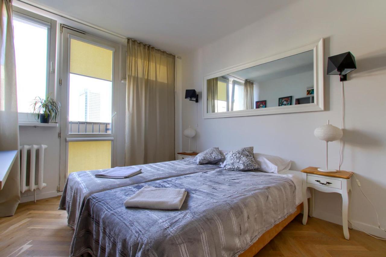 Unit Rooms Warszawa By Metro Rondo Onz Short Rent Idealne Pokoje Na Nocleg W Warszawie Zewnętrze zdjęcie