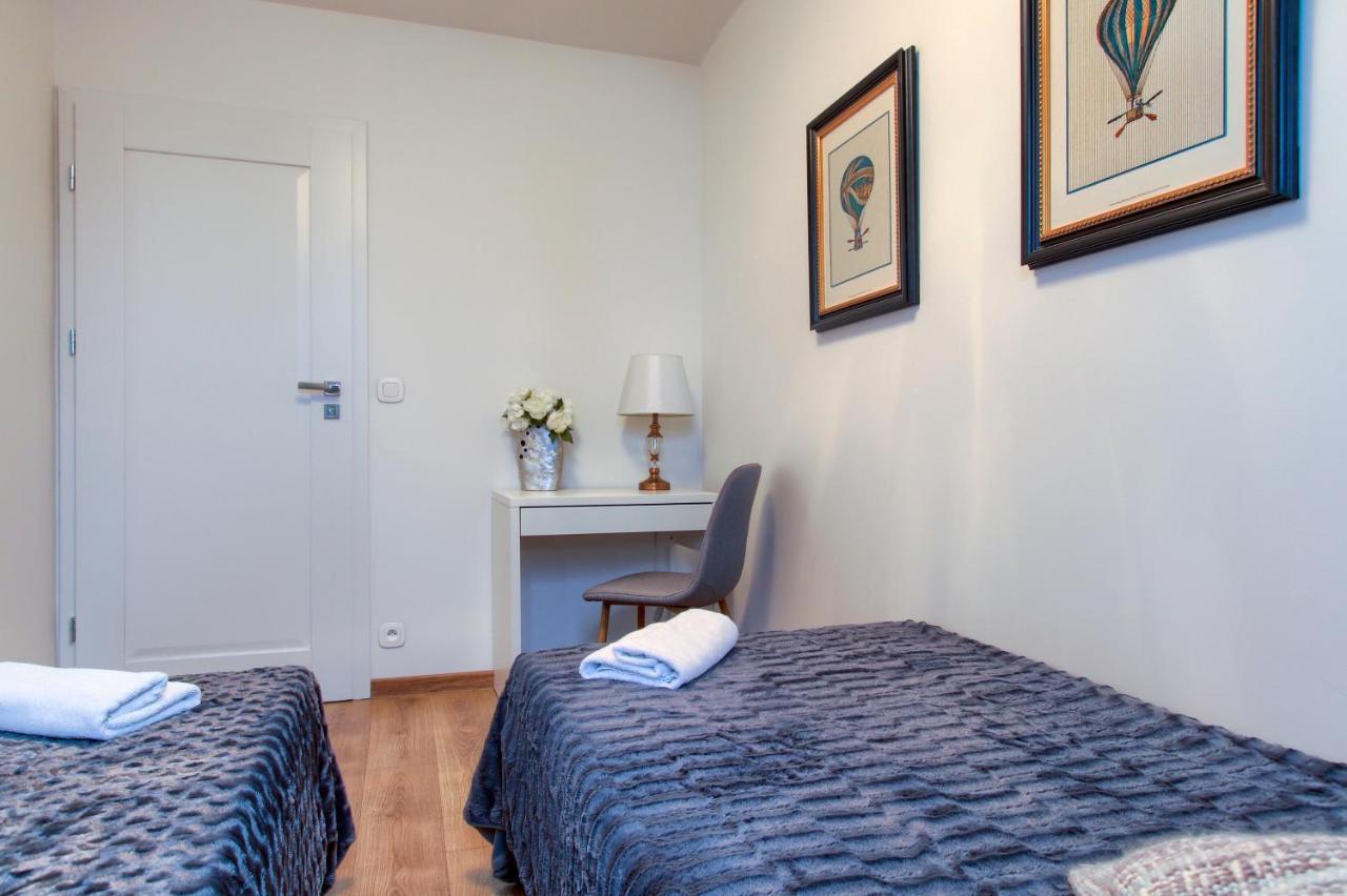 Unit Rooms Warszawa By Metro Rondo Onz Short Rent Idealne Pokoje Na Nocleg W Warszawie Zewnętrze zdjęcie