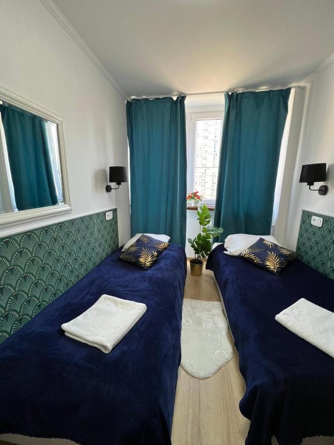 Unit Rooms Warszawa By Metro Rondo Onz Short Rent Idealne Pokoje Na Nocleg W Warszawie Zewnętrze zdjęcie
